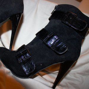 Anne Michelle, US 10, Black